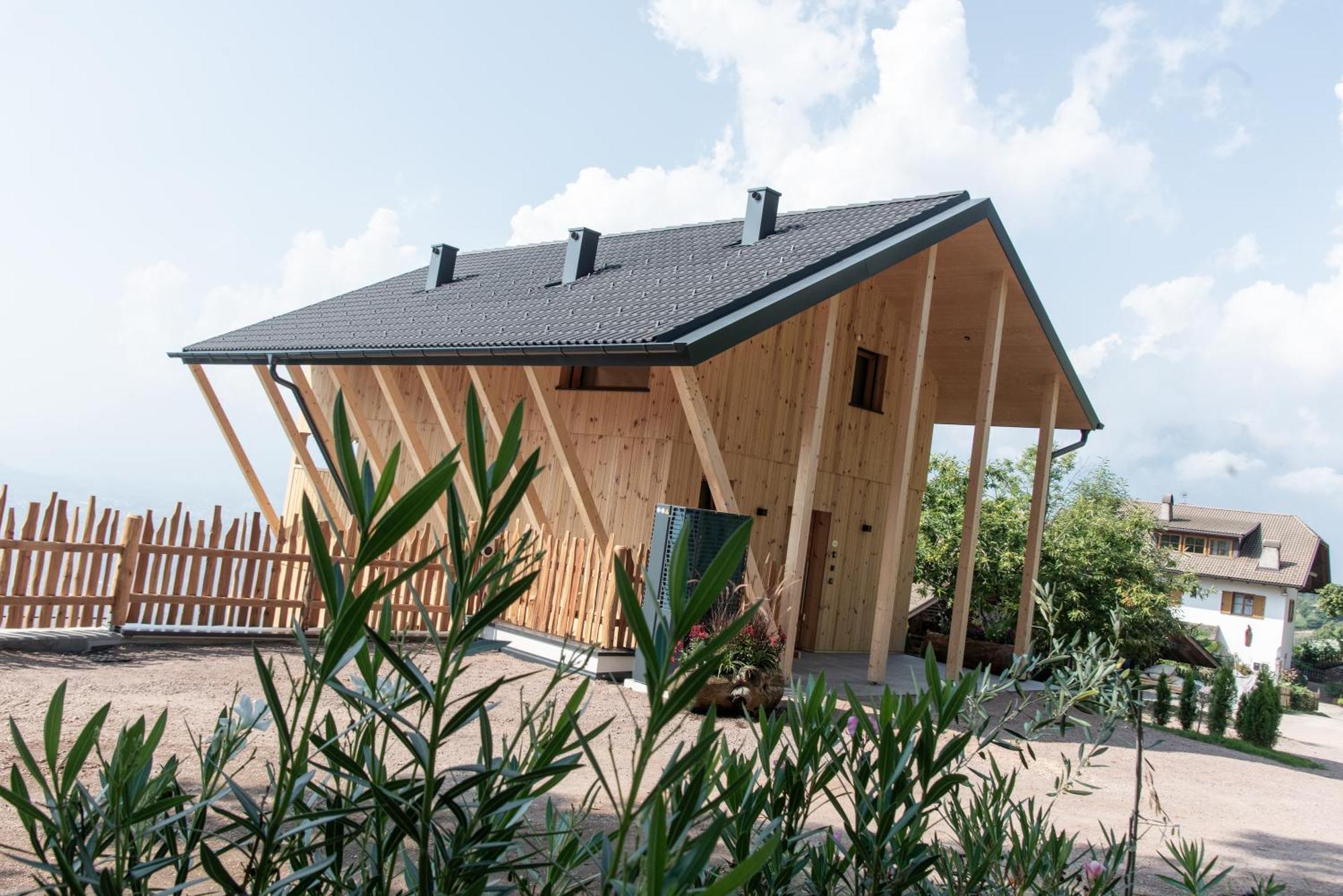 Apartamento Noelani Natuerliches Waldidyll San Genesio Atesino Exterior foto